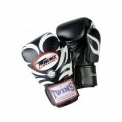 gants_de_boxe_twins_noir_tribal_argent_pas_cher.jpg